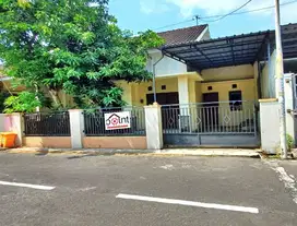 Rumah Cluster Bagus Dekat Bandara Solo Di Gawanan  Karanganyar (TN)