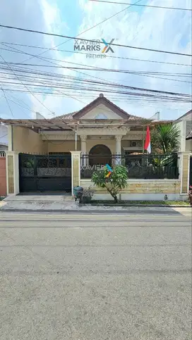 Dijual Rumah Cantik di Kawasan Sulfat, Blimbing Kota Malang