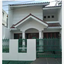 Rumah di Gandaria Utara Murah Bawah pasar Jakarta Selatan