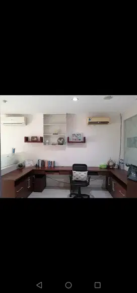 Dijual Ruang Kantor Siap Pakai di Boulevard Office Building