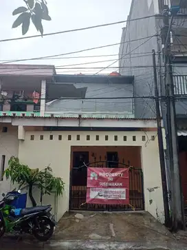 DiSewakan Rumah Dekat Mall Kelapa Gading