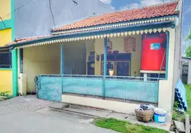 DIJUAL RUMAH DI PERUMNAS TELUKJAMBE TIMUR