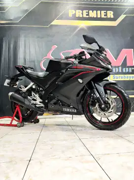 R15V3 black Matte km.8rb asli mewh dp minim gas.Anugerah motor rungkut