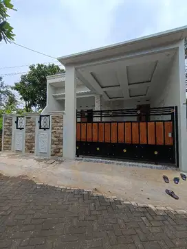 RUMAH MEWAH DI JUAL MURAH DEKAT UNNES KOTA SEMARANG