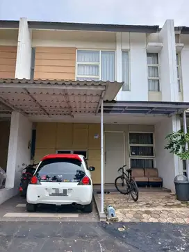 Dijual rumah, 2 KM, 1 km menuju pintu tol Tambun , Grand Wisata