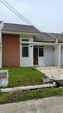 Rumah Cluster Tevana Menghadap Taman di Citra Maja Raya