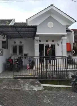 RUMAH DEKAT UNDIP SIAP HUNI MULAWARMAN