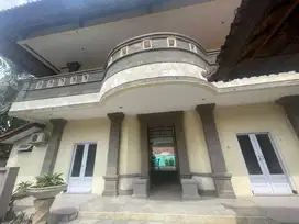 Villa/Guest House 7 Kamar Tidur di Kerobokan Dekat Seminyak