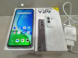 Di jual hp vivo y 29, 8+8/256