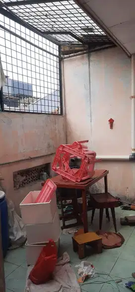 Dijual rumah 2 lantai daerah kebun Jeruk