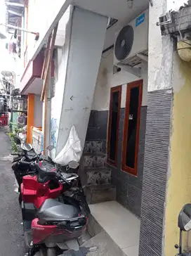 Di jual rumah di Utan panjang kemayoran jakarta pusat