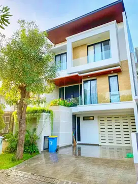 Dijual Rumah Modern Tropis Minimalis THE MANSION Pakuwon Indah
