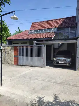 Termurah Dekat SD Model Maguwoharjo Sleman: Dijual Rumah SHM Modern