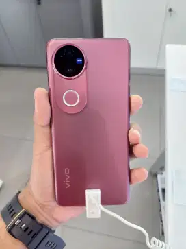 Vivo V50 5G Ram 12/256GB dan Ram 12/512GB