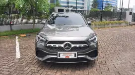 Mercedes-Benz GLA200 2021 Bensin