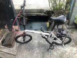 Sepeda lipat senator 16 inchi keadaan seperti adanya