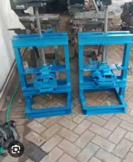 Mesin cetak genteng manual, cetak genteng tanah liat