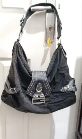 Guess Bag.Black n Ori.Good Condition