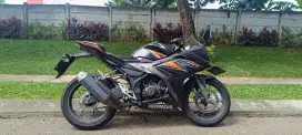 CBR 150R 2019 HITAM ORANGE DOFF
