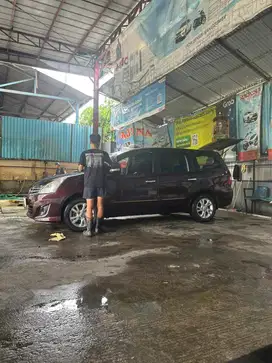 Jual nissan grand livina AT Ultimate 2012