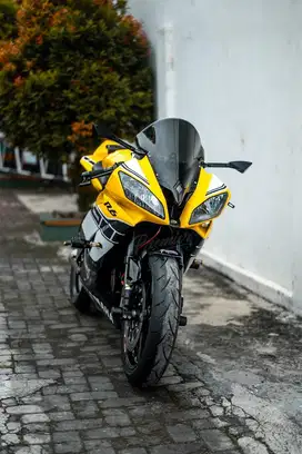 LOW KM Yamaha YZF - R6 Replica 60th Anniversary