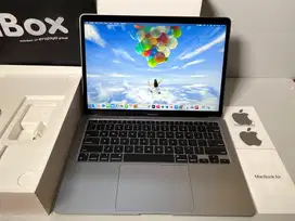 MacBook Air 13 M1 2020 On garansi