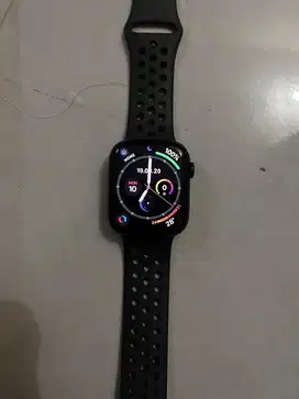 Apple watch seri 8 45mm midnight