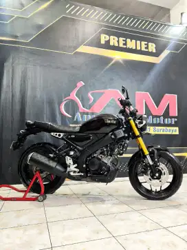 Km 4rb kinyiss Yamaha XSR 155cc 2023. Anugerah Motor rungkut tengah 81