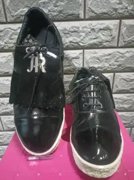 JHON RICH MOND
size 41
375k