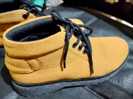 Sepatu Booth Wanita Coklat Uk 38 - Empuk & Kuat