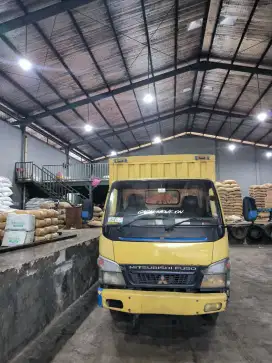 Dibuka lowongan kerja untuk Sopir truk