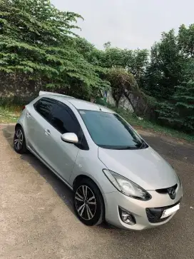 Mazda 2 AT Tahun 2013 Bisa TT