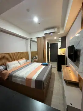 DISEWAKAN MURAH APARTEMEN COLLINS BOULEVARD SERPONG