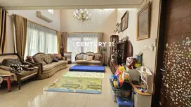 Dijual Rumah Posisi Hook Dekat Taman Di Kebayoran Bintaro