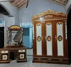Almari meja rias jati