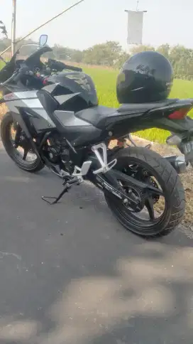 CBR 150cc kondisi istimewa jarang pakai km17 ribu