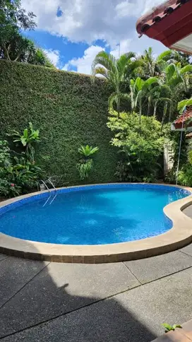 Sewa rumah ada pool siap huni furnish  Kemang Jaksel