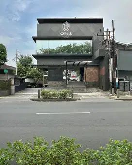 For Sale Gedung 3 Lantai Hadap Barat & Utara