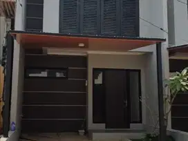 Rumah Strategis di Casablanca Premiere Depok dekat Stasiun KPR J-21258