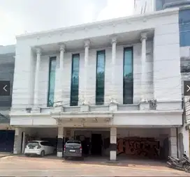 DIJUAL GEDUNG KOMERSIL 3 LT - LT 295 & LB 850  HASYIM ASHARI - JAKPUS