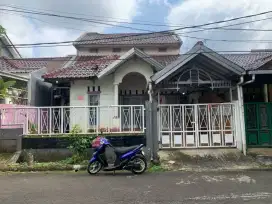 Di Jual Lelang Rumah Taman Laguna Alternatif Cibubur Dekat Dengan Toll