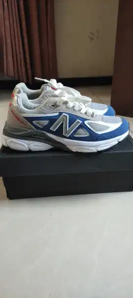 Jual Sepatu running  NB 990