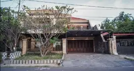 Dijual Rumah Strategis 0 Jalan Raya Margorejo Indah. 2,5 Lantai