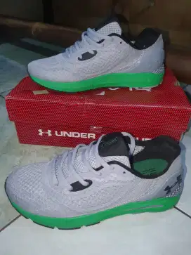Under armour harv sonic 5 sz 40