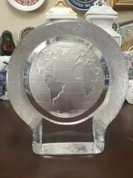 Antik vintage kristal eropa bola dunia merk nybro made in swedia mulus
