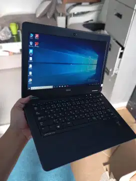 Laptop import mulus segel ori  lenovo E470  cori57300 gen7 ram8gssd256