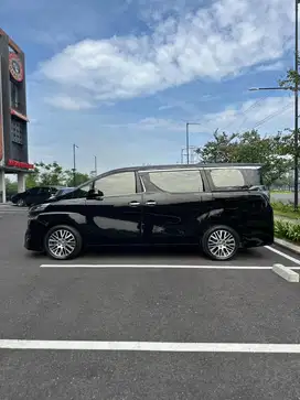 Vellfire 2.5 G A/T 2015