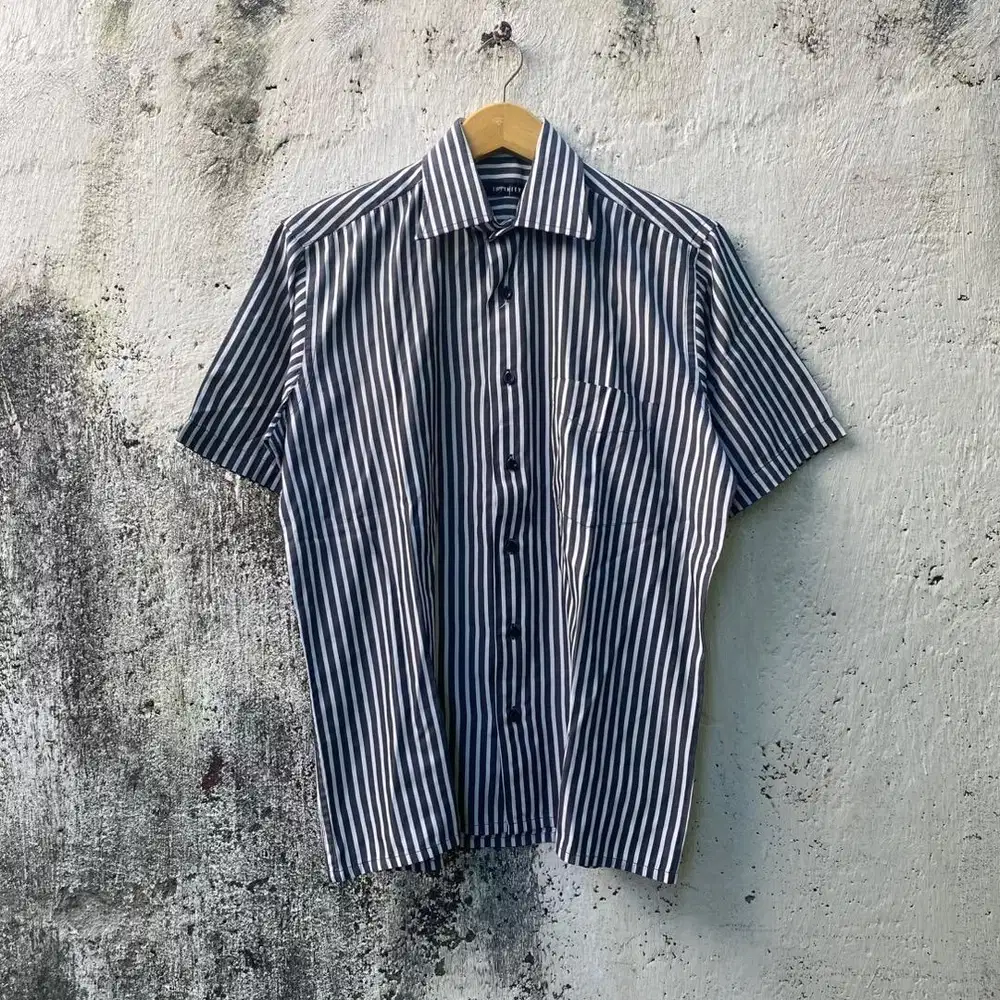 Kemeja Infinity - Size L - Baju