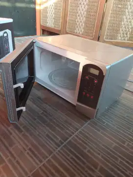Microwave Oven Sharp 22L 800W 220V Normal Seperti Baru Jarang Pakai