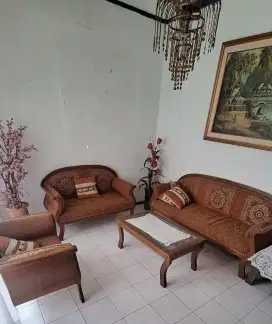 DIJUAL 1 SET SOFA DAN MEJA RUANG TAMU